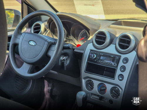 Ford Fiesta 1.6 Rocam Se Flex 5p