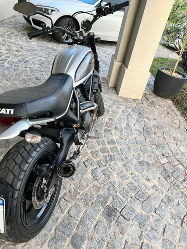 Imagen 2 de 6 de Ducati Scrambler Icon 800