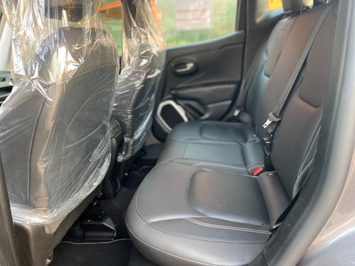 Imagem 6 de 9 de Jeep Renegade 1.8 16v Flex Longitude 4p Automático