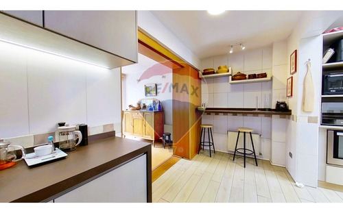 Moderna Y Luminosa Casa Con Piscina