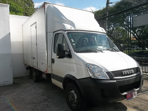 Iveco 35s14, Ano 2019, Com Baú, Defletor - Excelente