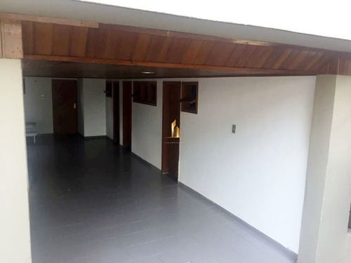 Imagem 17 de 18 de Casa Duplex Montada Em Alto Padrão Na Mata Da Praia. - 16855