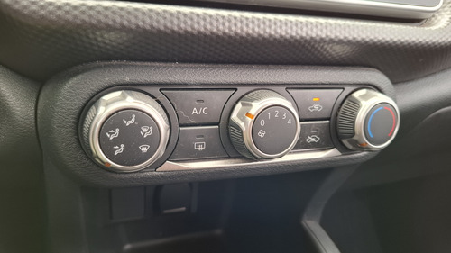 Nissan Kicks 1.6 Sense