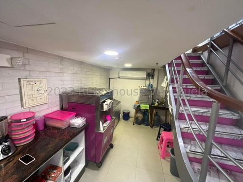 Local Comercial En Venta En Ccct En Chuao - 23-29096 - Cs