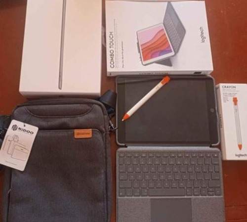 Combo iPad 9vena Generación 256gb + Teclado + Crayon + Funda