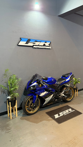 Yamaha-r1