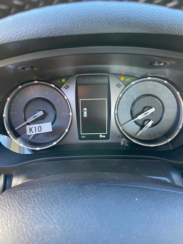 Imagen 5 de 15 de Toyota Hilux Srx 4x2 At