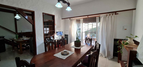 Venta Casa 5 Ambiente Cochera Cubierta Wilde