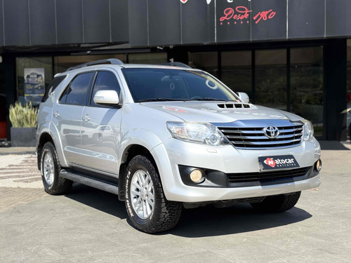 Toyota Hilux SW4 3.0 SRV 4X4 16V TURBO INTERCOOLER DIESEL 4P AUTOMÁTICO