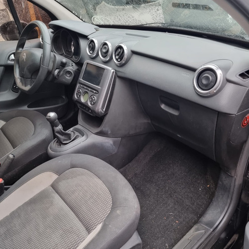 Citroen C3 Tendance 2017 1.2 3cc Flex 90cvs - Solicite Peças