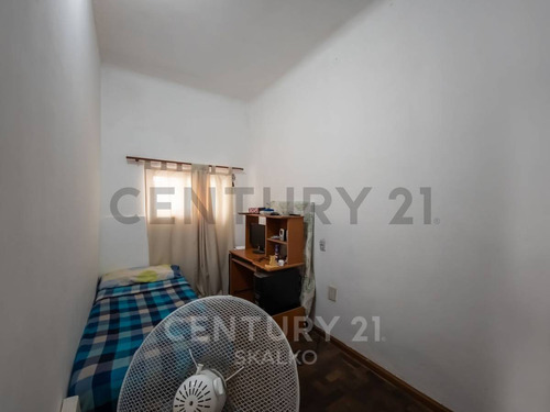 Venta Departamento Pasillo 3 Dormitorios En Arroyito
