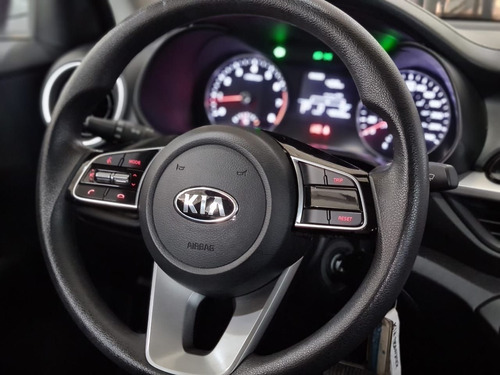 Imagen 13 de 15 de Kia Forte 2020 2.0 Lx 4 P At