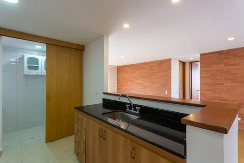Apartamento En Arriendo En El Tesoro. Cod A20252