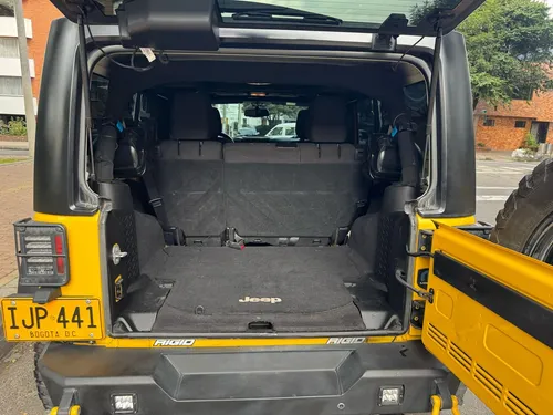 Jeep Wrangler UNLIMITED 3.6 A/T 4X4 2015