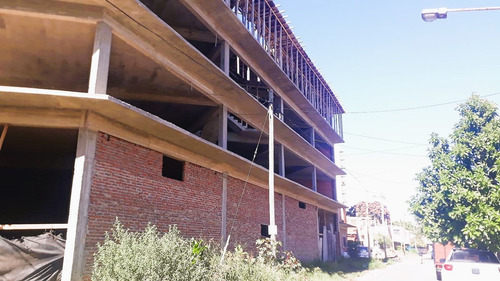 Imagen 5 de 8 de Local+departamentos O Depositos Villa Celina