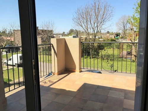 Casa En Venta Ubicado En La Cuesta, Pilar, G.b.a. Zona Norte