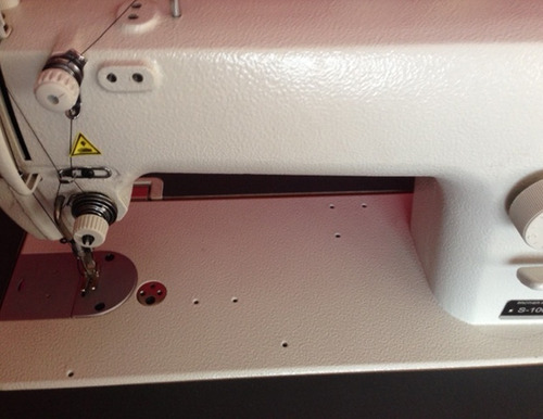 Imagen 3 de 6 de Maquina De Costura Brother Recta Ha-412 Semi Nueva