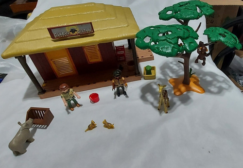 Playmobil Estação Oamambati Casa Safari - Zoo Animais M* (Usado)