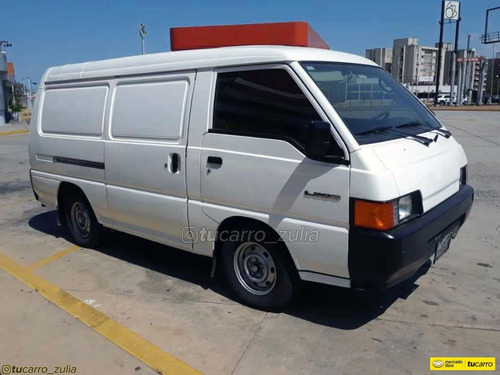 Mitsubishi L300 Panel