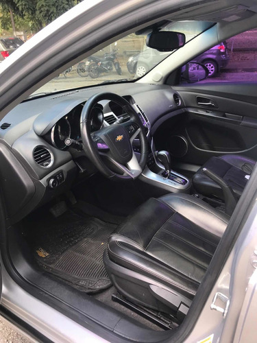 Imagen 10 de 13 de Chevrolet Cruze Lt