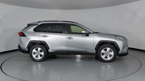 Toyota RAV4 2.5 XLE AWD AT