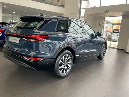 Q6 E-tron 45 Tech Plus