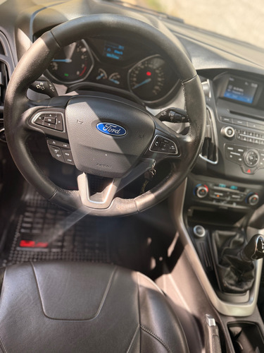 Ford Focus III 2.0 Sedan Se Plus Mt
