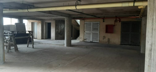 Edificio En La Av Luis Del Valle Garcia Ve02-1582sc-icar