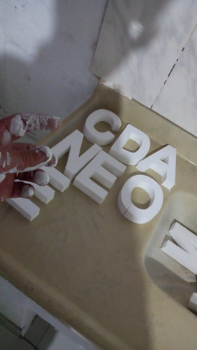 Imagem 4 de 5 de Letras E Logotipo Em Xps