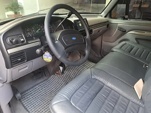 Ford F-150 5.0 Xlt Flare Side