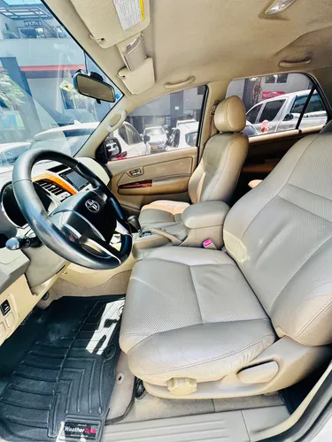 Toyota Fortuner 4.0 Sr5
