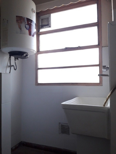 Imagen 4 de 14 de Oficina En Venta En Lanus Este