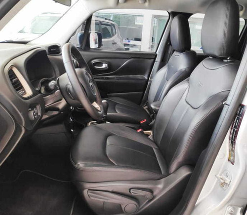 Imagem 10 de 15 de Jeep Renegade Sport 1.8 Flex Aut 2017