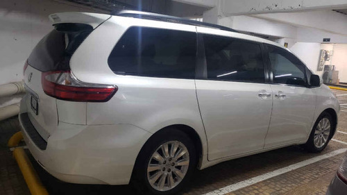 Imagen 3 de 11 de Toyota Sienna 2016 5p Limited V6/3.5 Aut