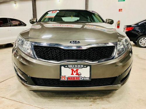 Imagen 2 de 13 de Kia Optima Modelo 2012