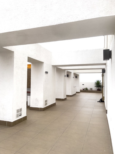 Parque Brasil / 4 Dorm + 3 Baños / Estacionamiento + Bodega