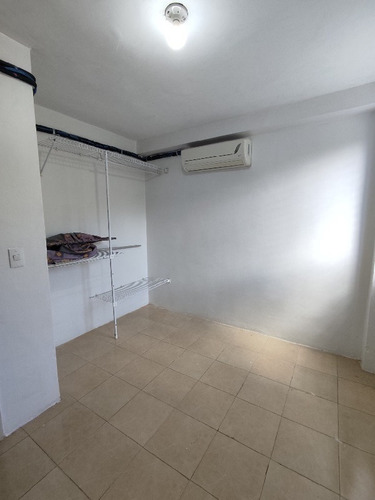 Imagen 9 de 18 de Noreida Delgado +58 414-1431887 / Apartamento En Venta Senderos De San Diego Valencia.