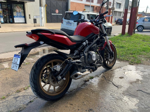 Benelli Tnt 300