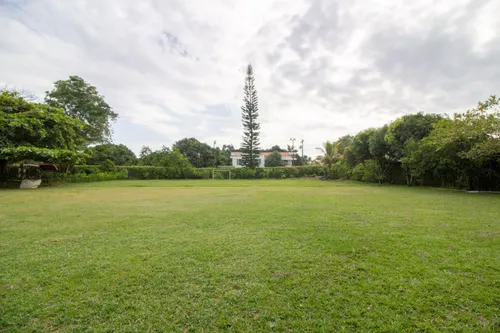 Casa En Arriendo/venta En Las Mercedes. Cod A4615