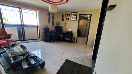 Inversión Con Doble Propósito: Casa + Salón De Fiestas, Calle Cardenales, Col. Parque Residencial Coacalco, Ecatepec, Edo. Méx.