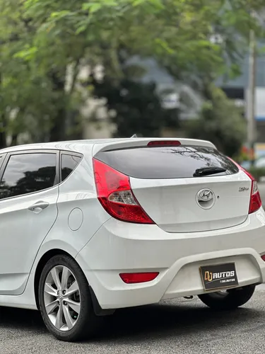 Hyundai Accent 1.6l 5 p