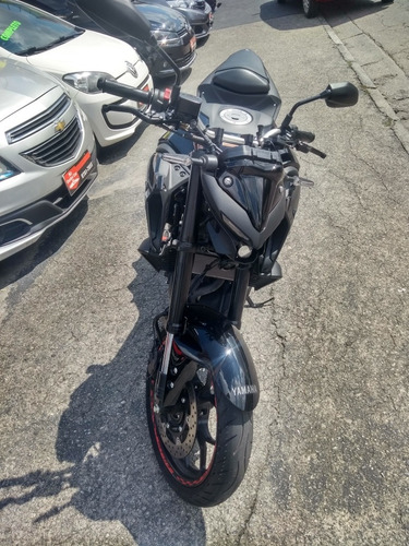 Imagem 4 de 10 de Yamaha Mt03