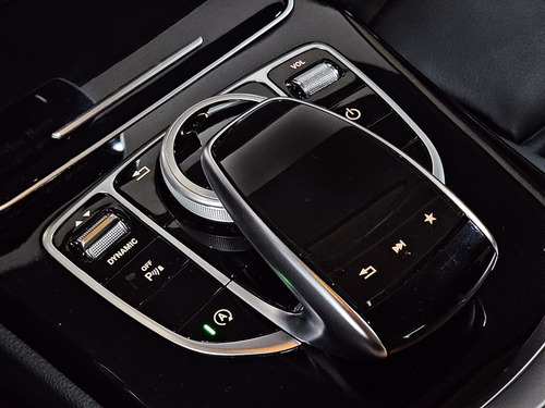 Mercedes-Benz Classe C 2.0 Avantgarde Turbo 4p