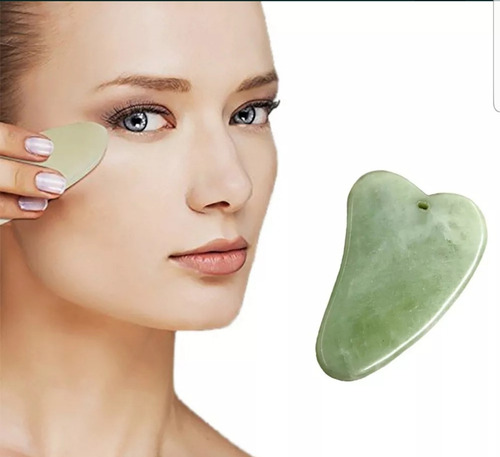 Imagen 6 de 10 de Rodillo De Jade Y Gua Sha Con Estuche