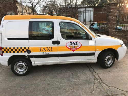 Citroen Elycee Diesel O Peugeot Partner Radio Taxi 141