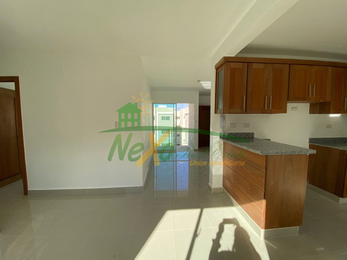 Apartamento 3er Nivel En Residencial Con Piscina, Santiago