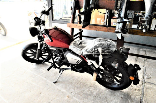 Imagen 2 de 5 de Benelli Leoncino 202