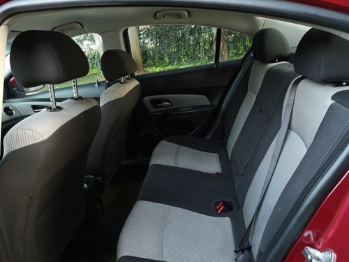 Imagen 2 de 5 de Chevrolet Cruze 1.8 Ls Mt 2013