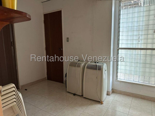 Apartamento Para Actualizar, En Venta Alto Prado, Mls #25-19004