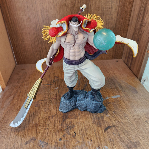 Barba Branca Action Figure - One Piece